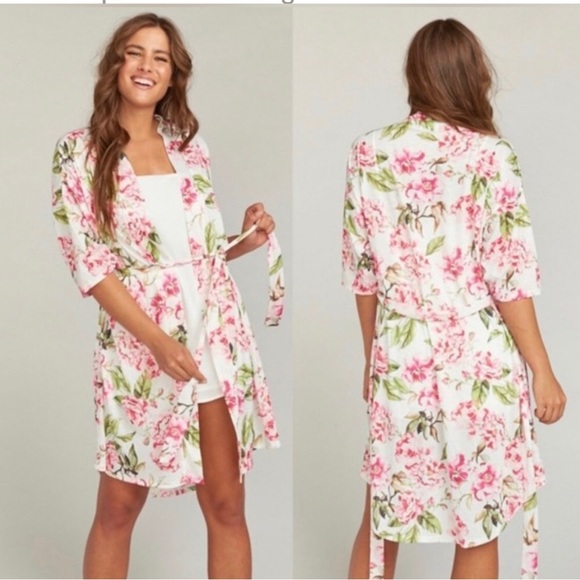 Show Me Your MuMu Other - Show me your Mumu Floral Robe Size 0/S